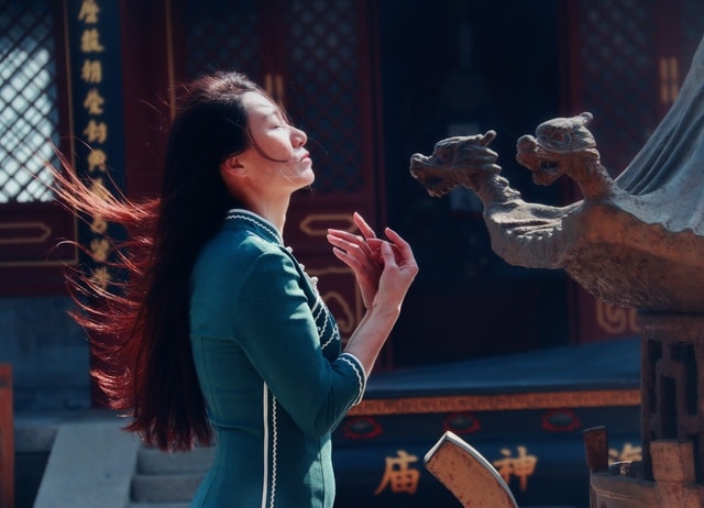 photography-fun-performance-long-hair picture material