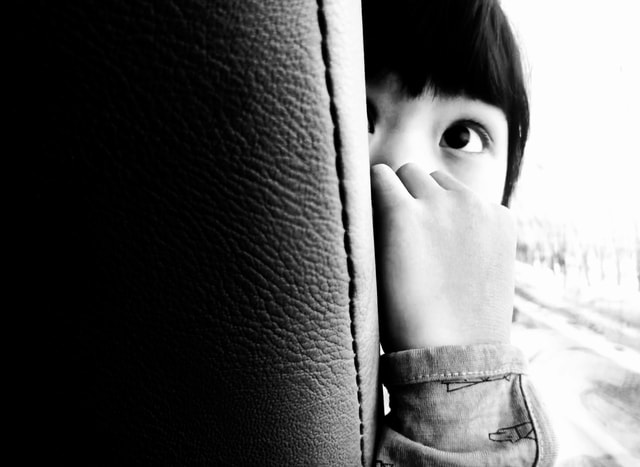 traveling-face-black-white-photograph picture material