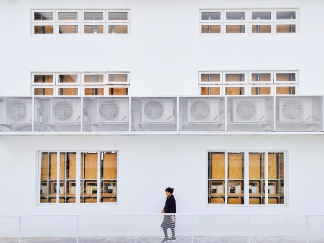 building-facade-window-architecture-room 图片素材