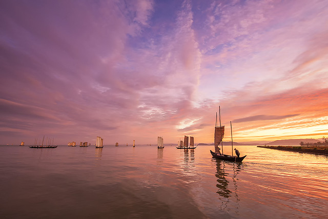 sky-sunset-sea-water-reflection picture material