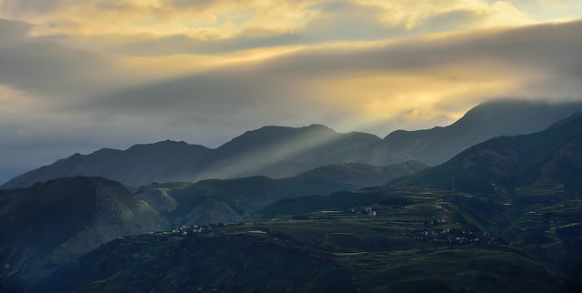 no-person-mountain-fog-travel-sky 图片素材