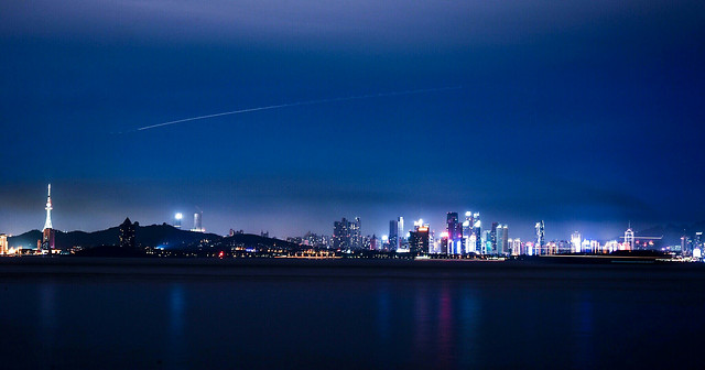 city-skyline-cityscape-water-sunset 图片素材