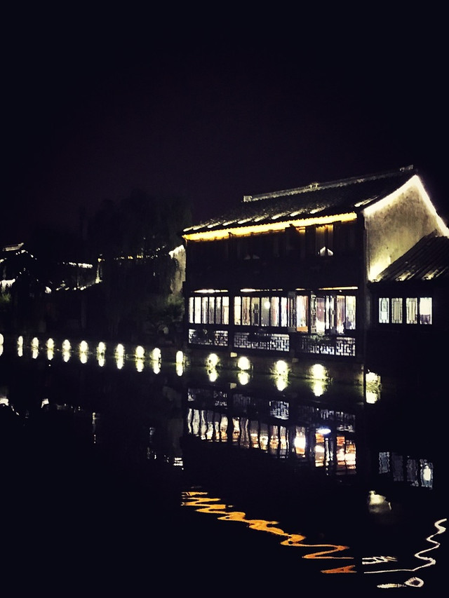 no-person-outdoors-night-dark-light 图片素材