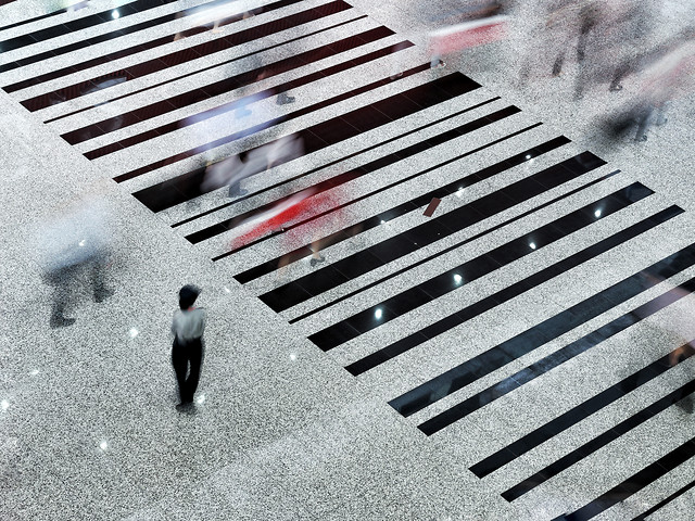 no-person-street-piano-rain-stripe 图片素材