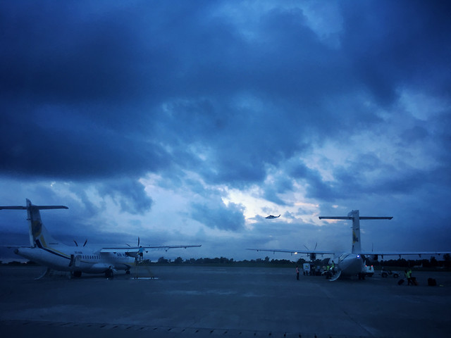 sky-no-person-airplane-sunset-aircraft 图片素材