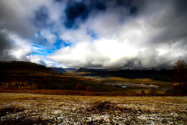 sky-cloud-highland-nature-mountainous-landforms 图片素材