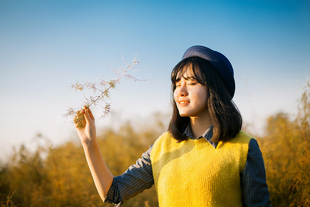 fall-nature-woman-outdoors-girl 图片素材