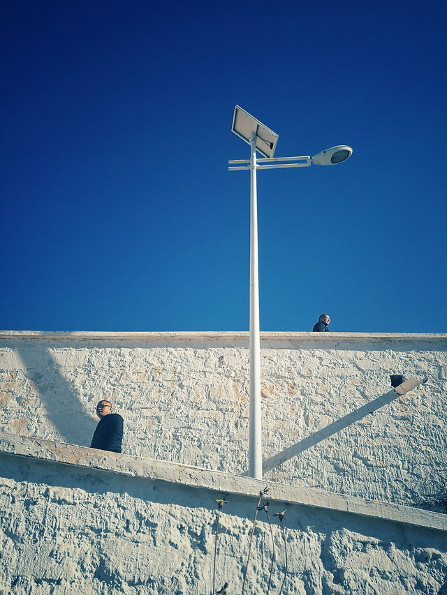sky-no-person-blue-outdoors-technology 图片素材