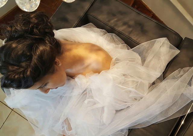 wedding-bride-indoors-love-fashion picture material