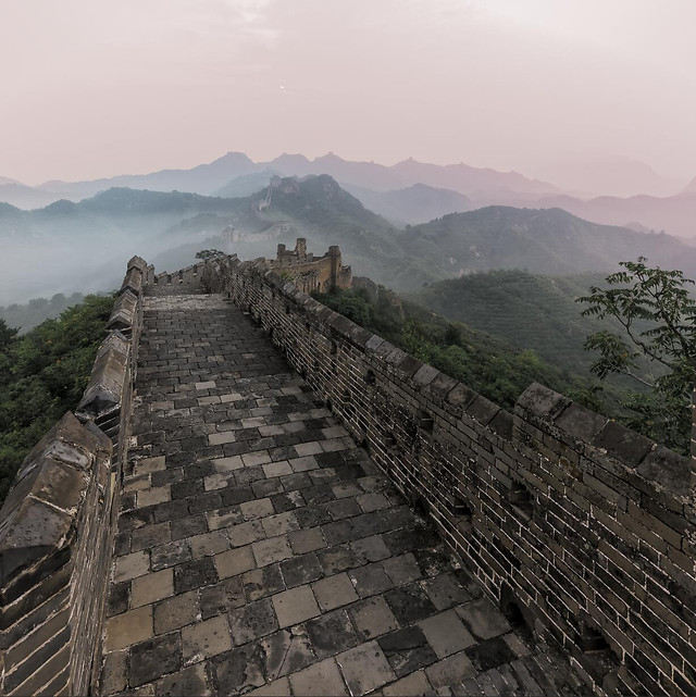 mountain-travel-landscape-no-person-mist 图片素材