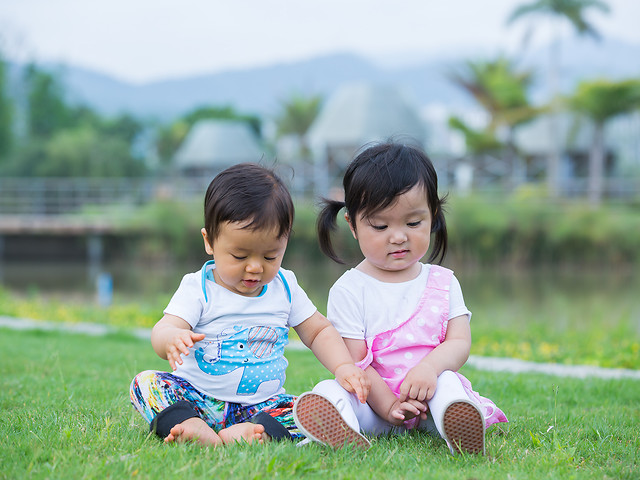 child-grass-fun-people-girl picture material