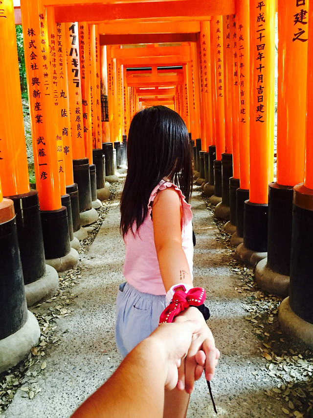 people-woman-girl-child-adult 图片素材