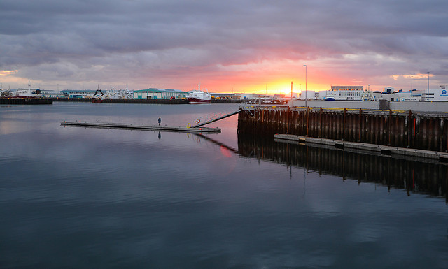 water-sunset-pier-sea-reflection 图片素材