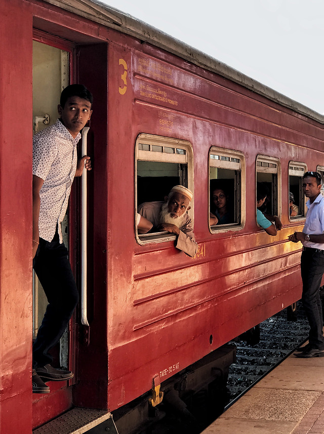 people-train-locomotive-street-vehicle picture material