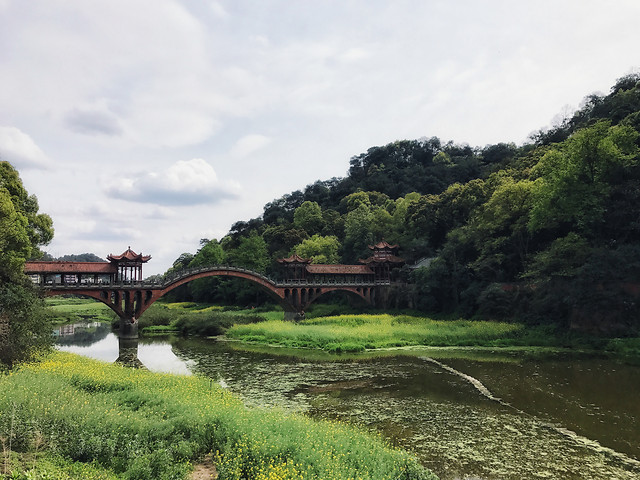 water-bridge-river-no-person-travel 图片素材