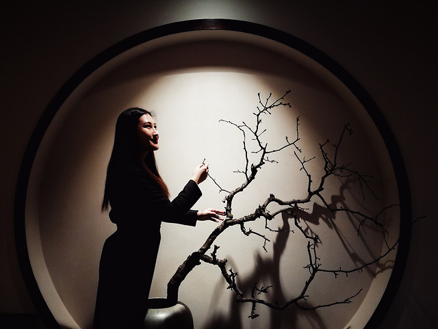 people-monochrome-portrait-girl-shadow picture material