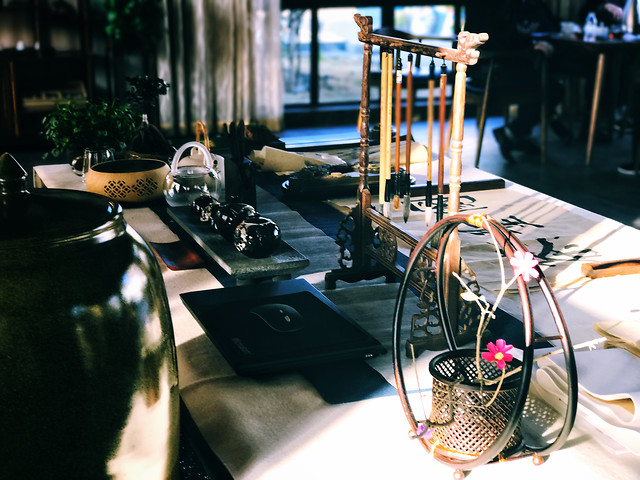 furniture-people-vehicle-indoors-no-person 图片素材