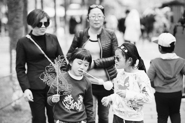 people-group-group-together-photograph-black 图片素材