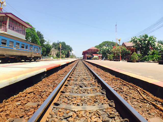 transportation-system-travel-railway-track-locomotive 图片素材