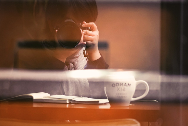 coffee-indoors-dawn-people-one 图片素材