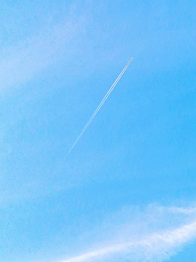 sky-airplane-daylight-landscape-blue 图片素材