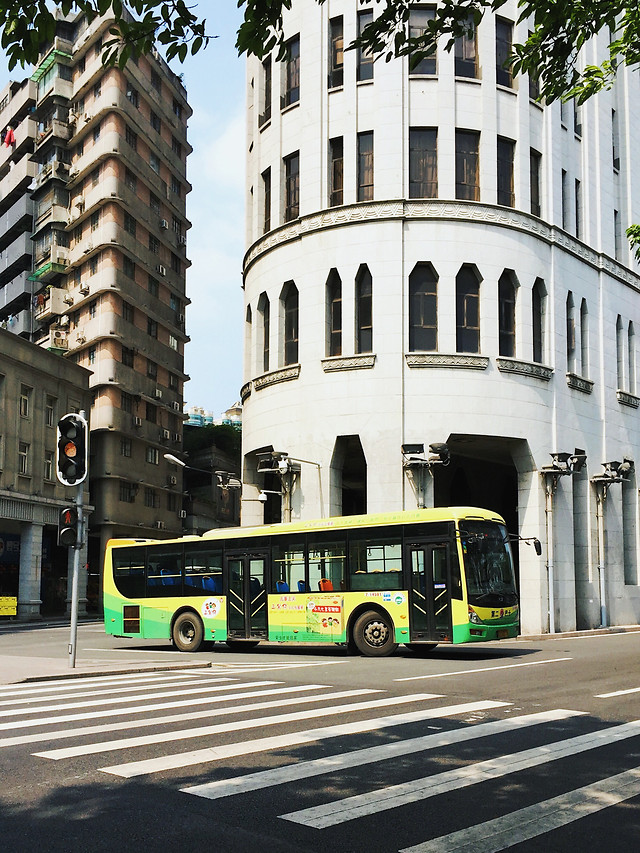 street-car-metropolitan-area-city-architecture 图片素材