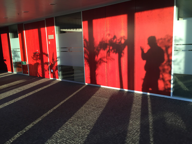 exhibition-street-city-red-building 图片素材