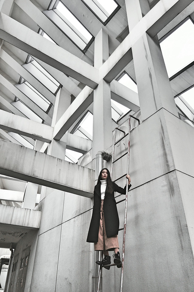 people-business-architecture-city-window 图片素材