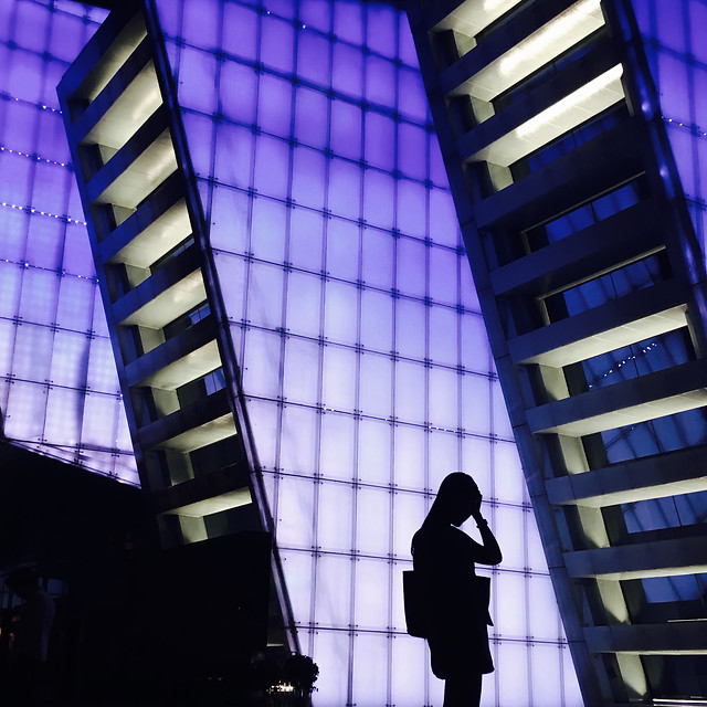 business-blue-reflection-building-light 图片素材