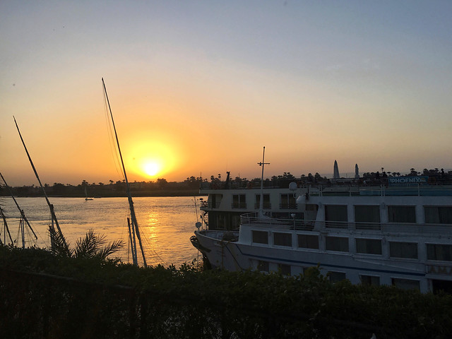 water-sea-sunset-watercraft-boat picture material