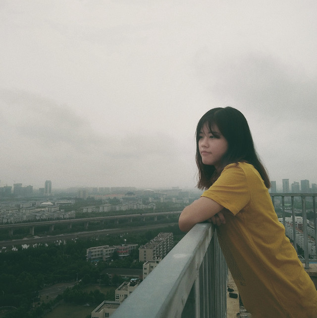 woman-portrait-people-girl-landscape 图片素材