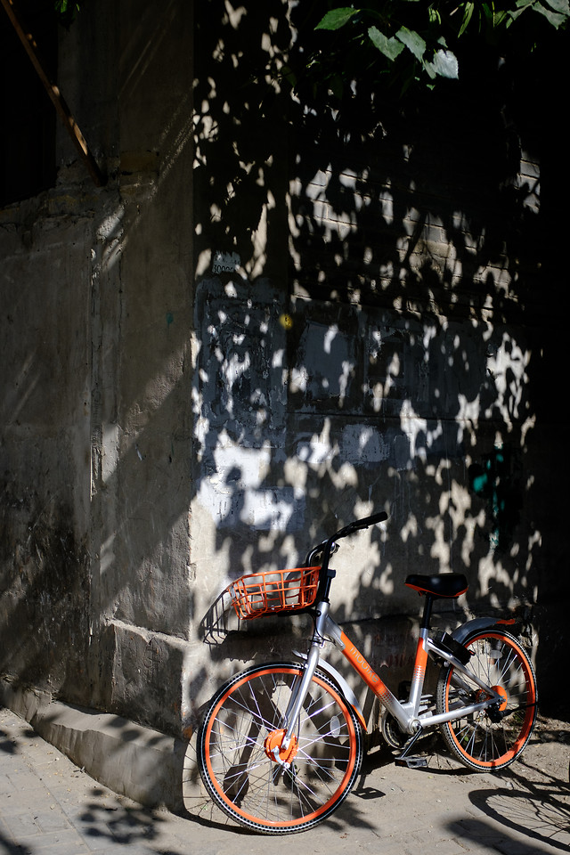 land-vehicle-no-person-road-bicycle-wheel-street 图片素材