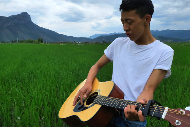 outdoors-summer-leisure-recreation-people 图片素材