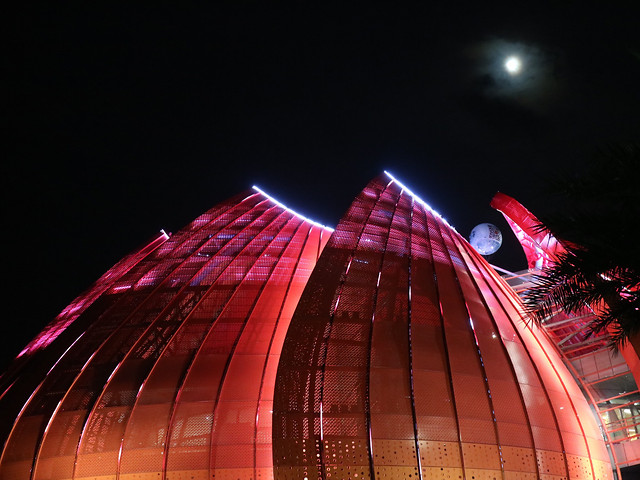 light-city-architecture-evening-red 图片素材