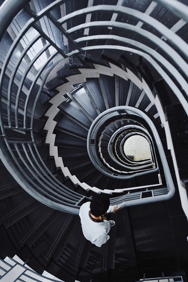 step-business-steel-no-person-technology 图片素材