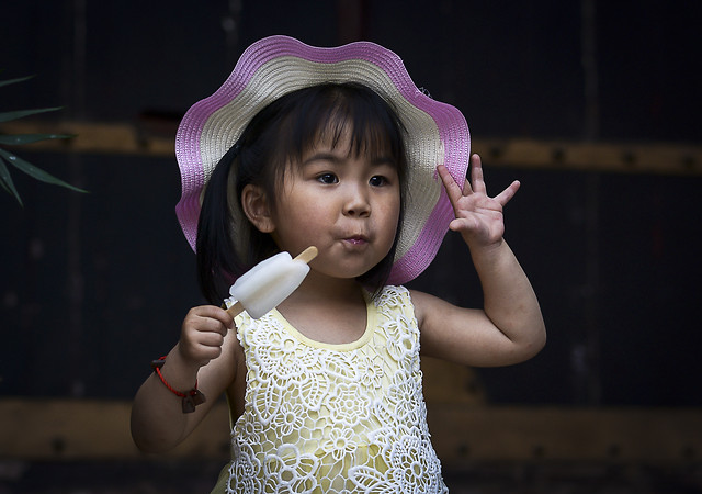 child-cute-people-girl-fun picture material