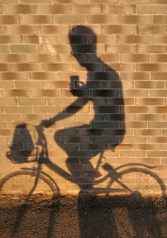 wall-brick-desktop-wheel-no-person picture material