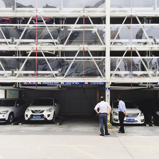 vehicle-transportation-system-industry-car-business 图片素材