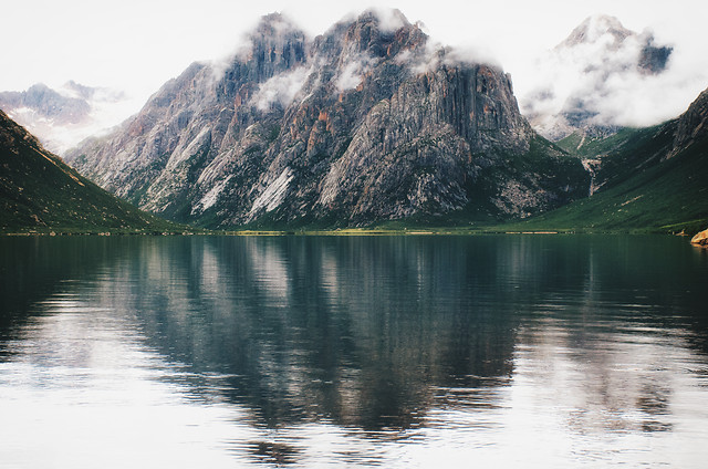 water-mountain-lake-landscape-snow picture material