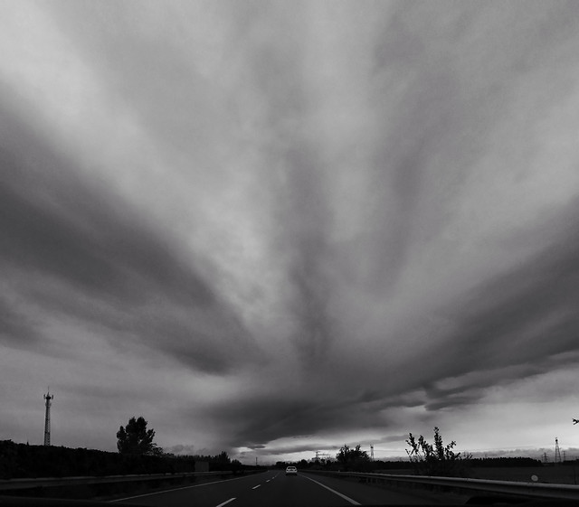 monochrome-storm-sky-landscape-dark picture material