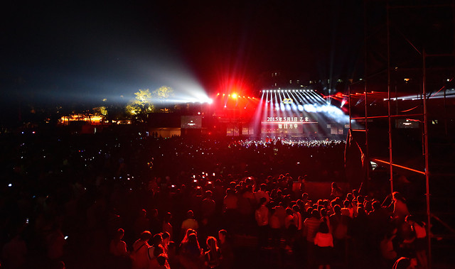 music-festival-concert-red-performance 图片素材