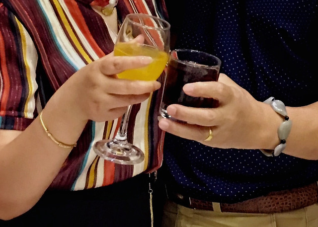 drink-people-woman-adult-party 图片素材