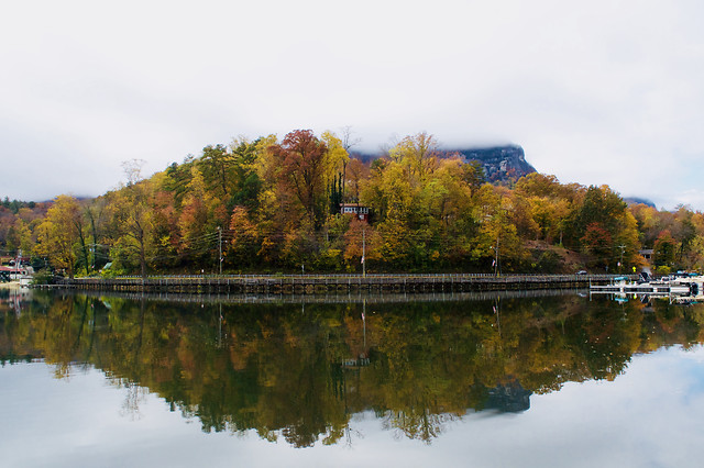 water-lake-fall-no-person-reflection picture material