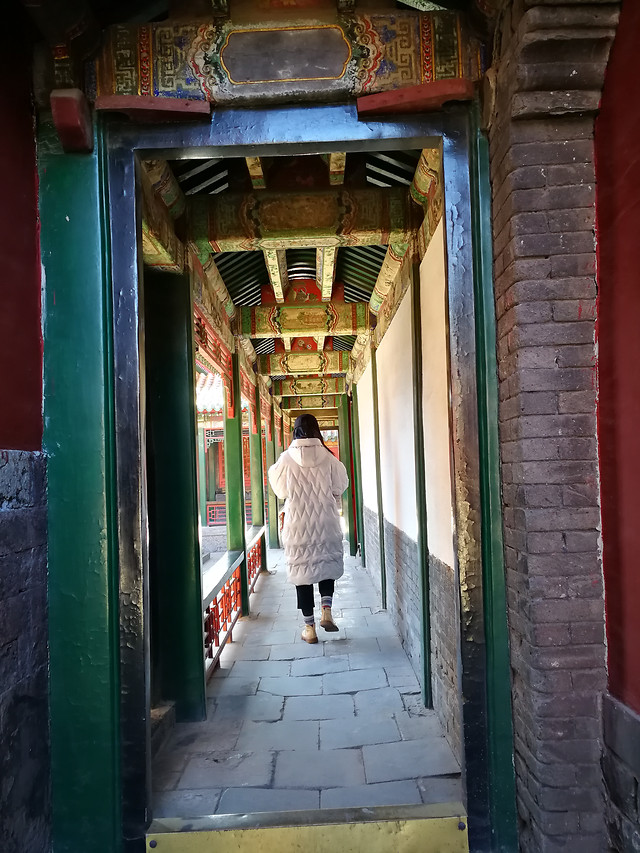 street-architecture-city-people-travel picture material