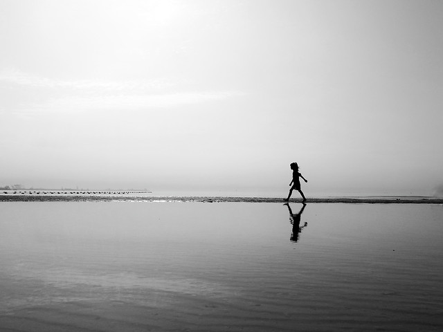 water-beach-monochrome-fisherman-sea picture material