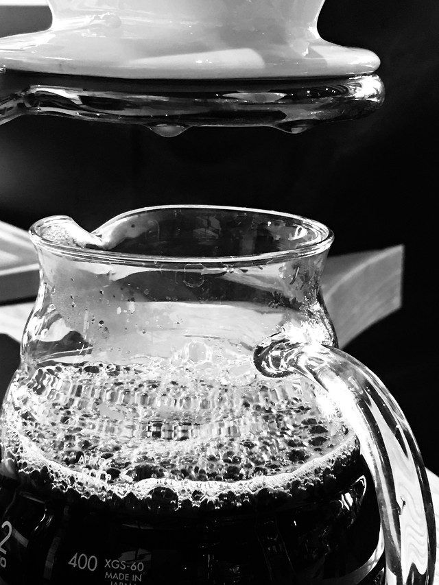 no-person-water-black-white-drink-glass 图片素材