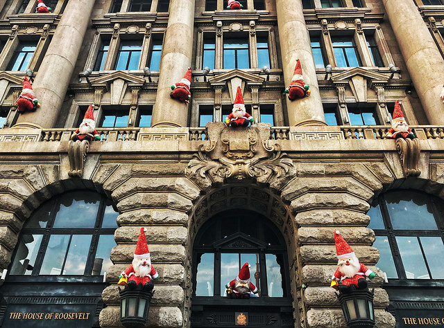 merry-christmas-landmark-building-facade-window picture material