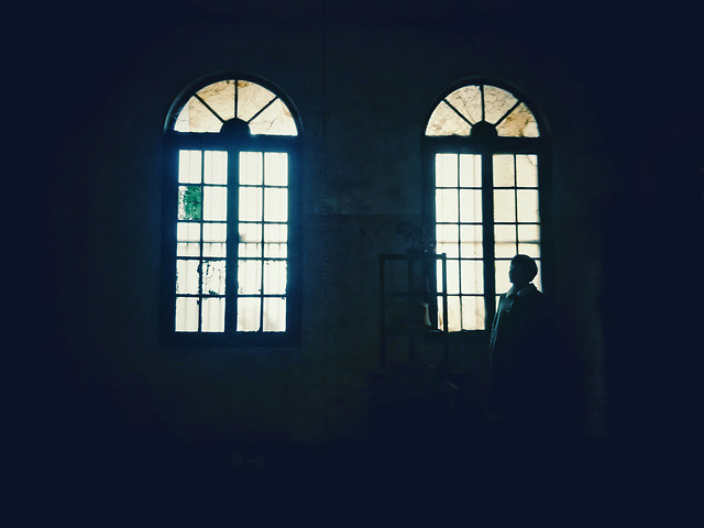 architecture-window-no-person-light-building 图片素材