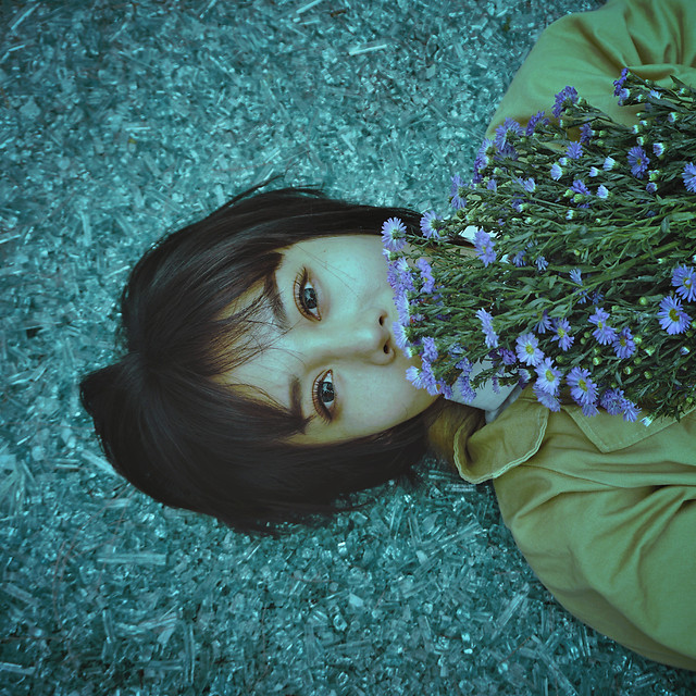 girl-portrait-people-underwater-woman 图片素材