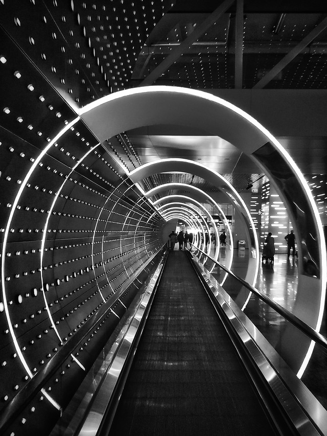 abstract-monochrome-technology-black-light 图片素材